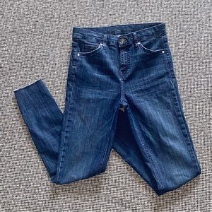 TOPSHOP MOTO 26W 30L cropped Blue Jeans